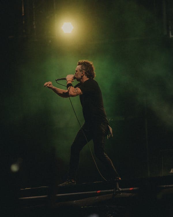 Xu hướng nhạc Việt 2026: Từ V-pop đến Việt Folk